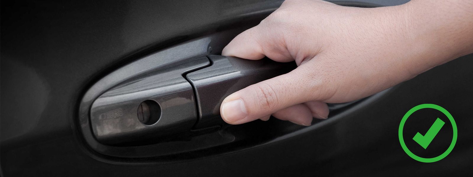 check the functions of the car door handle regularly