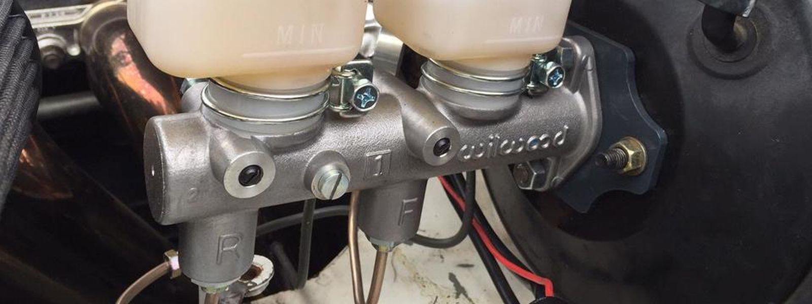brake master cylinder appearance