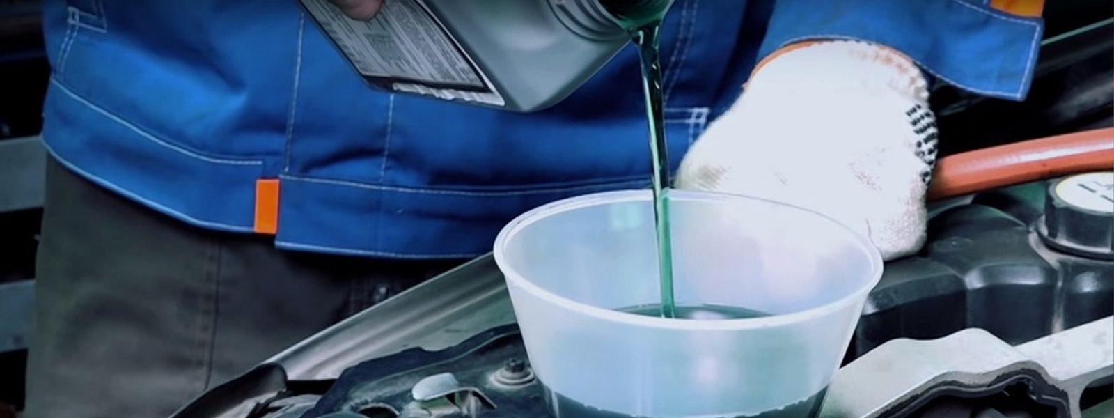 What happens if the power steering fluid reservoir is empty