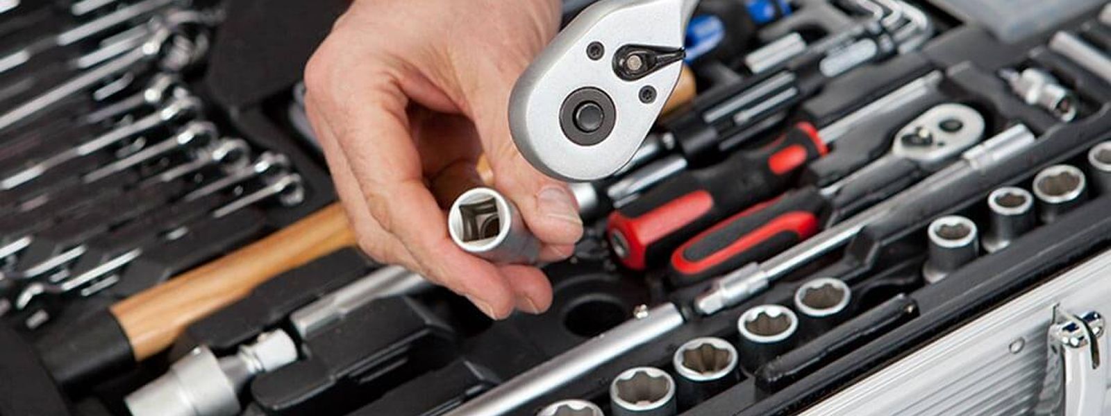 Some tools of the replacement of the outside door handle.