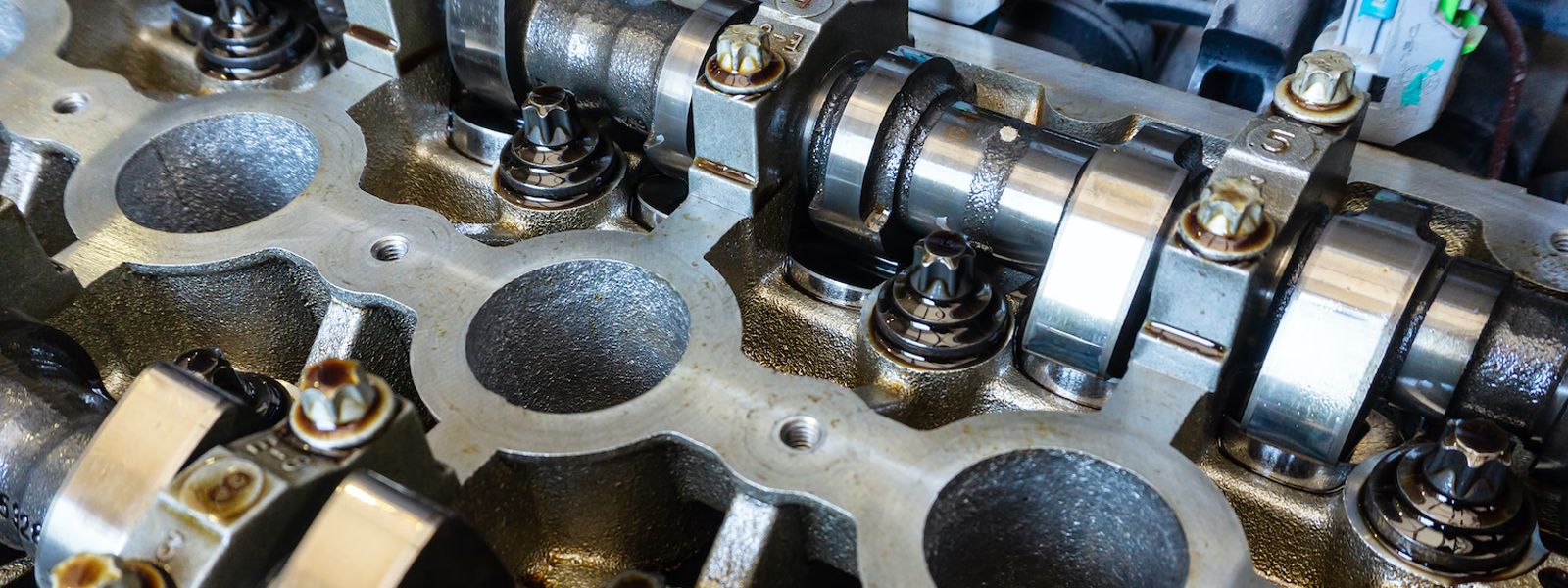 Crankshaft and Camshaft System